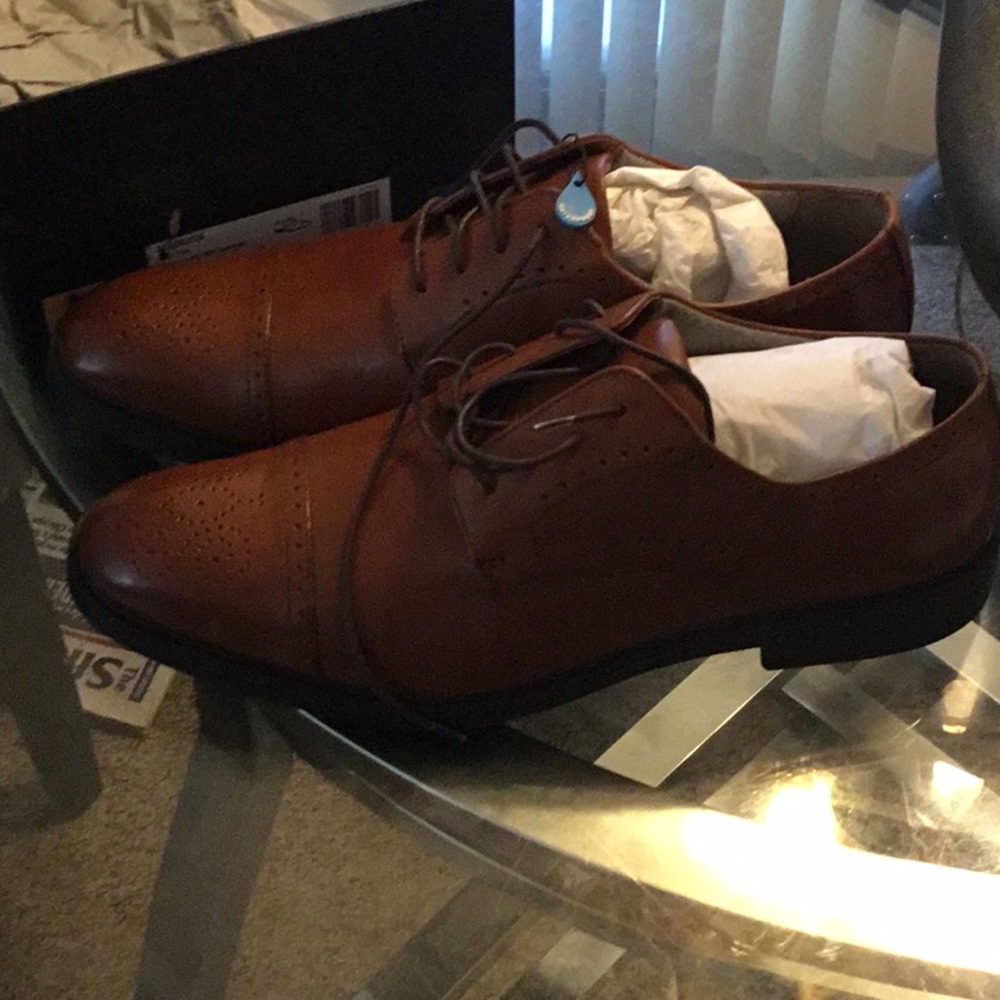 Men’s XC4 Johnston&Murphy dress shoes